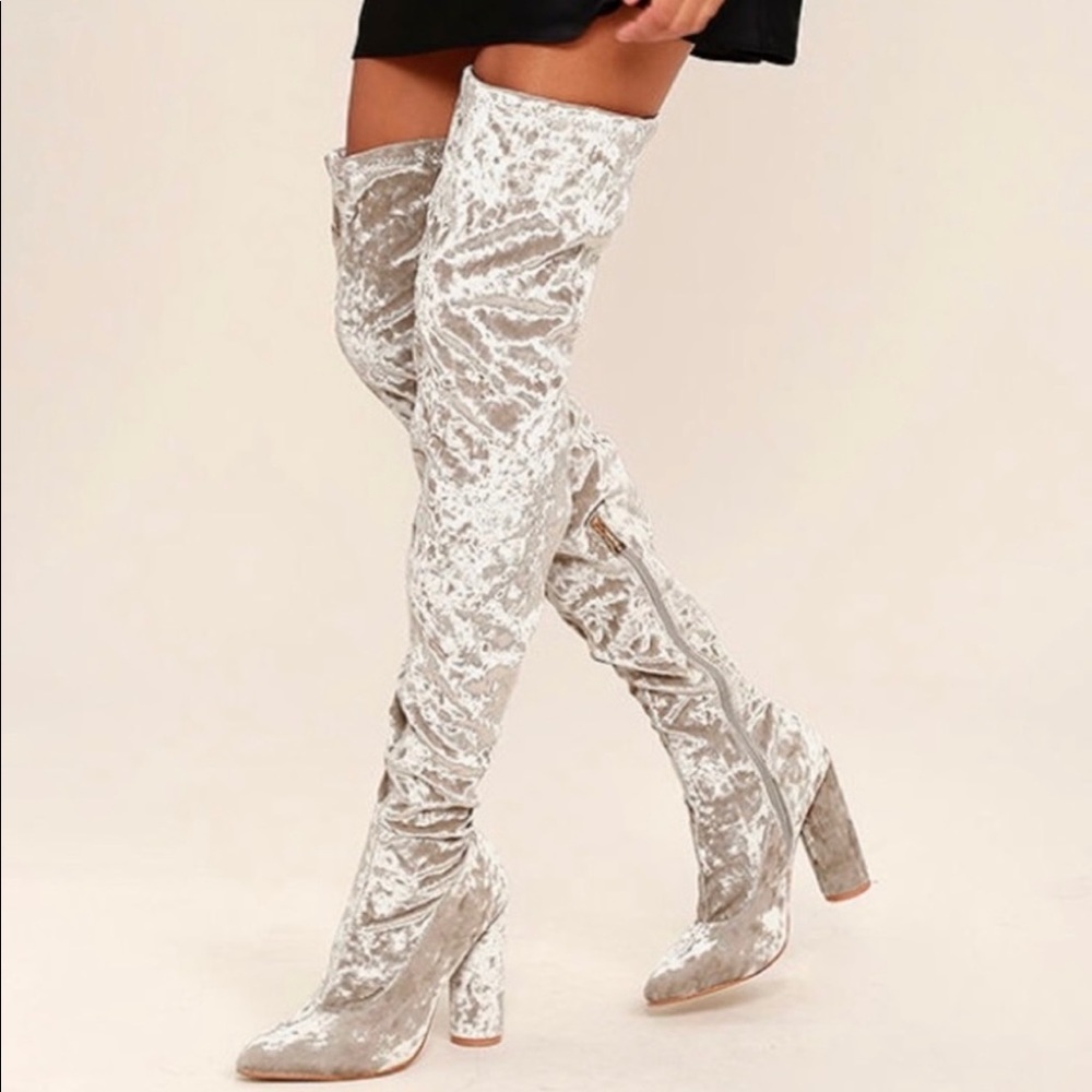 Cape Robbin Paw 27 Silver Gray Over the Knee High Heeled Zip Stretchy Boot S 7.5